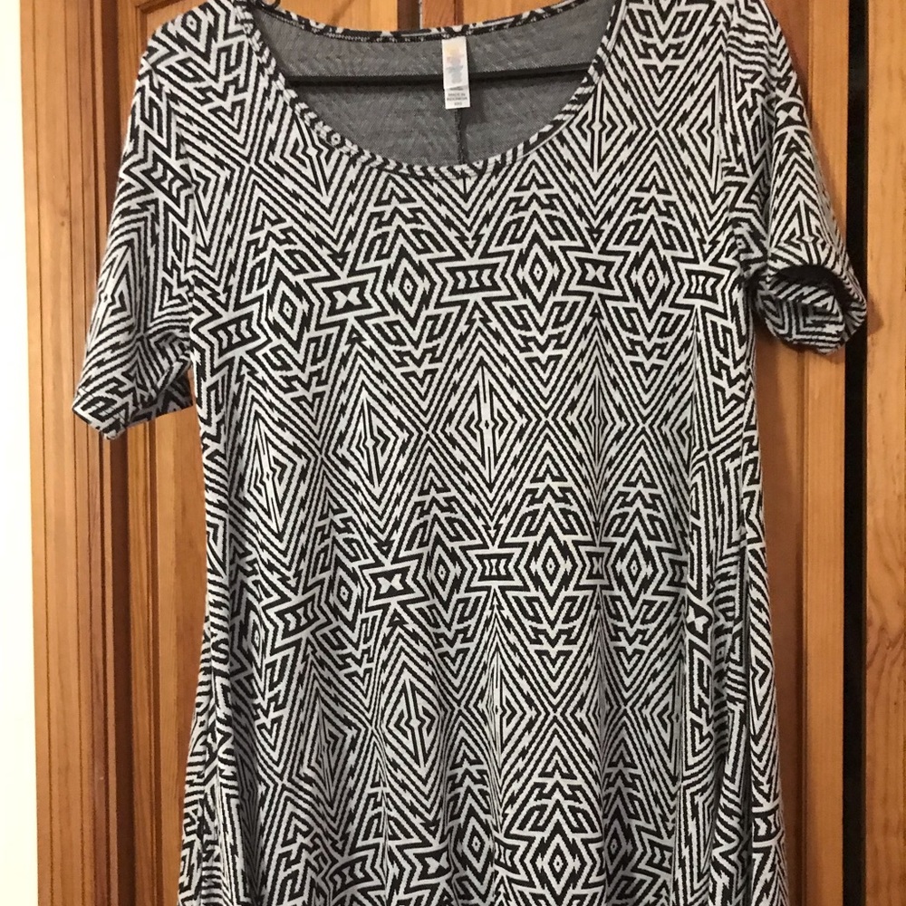 Lularoe perfect t